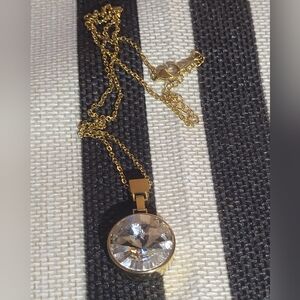 Gold PLATED necklace with pendant very pretty